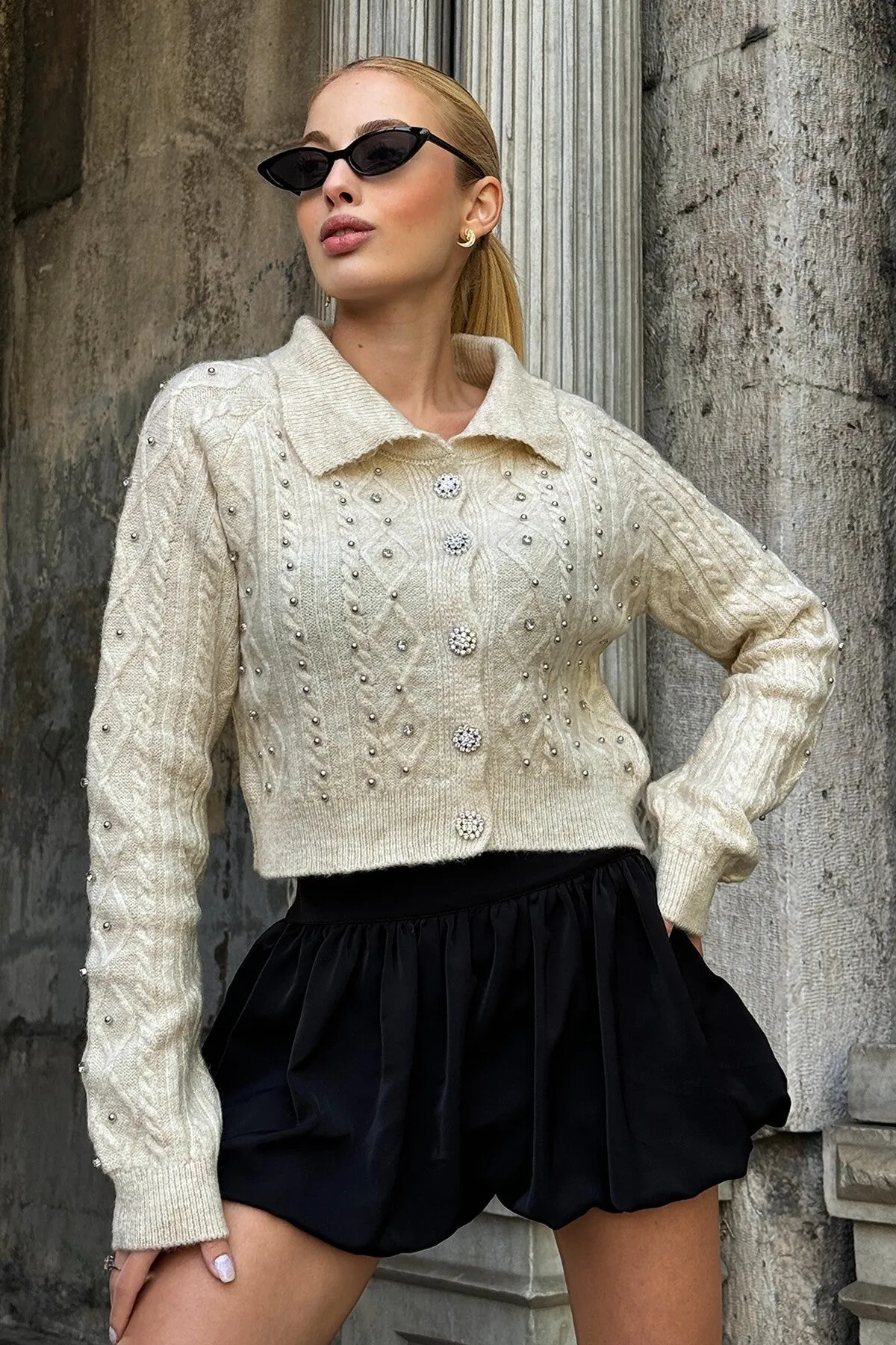 Embroidered Knitted Cardigan