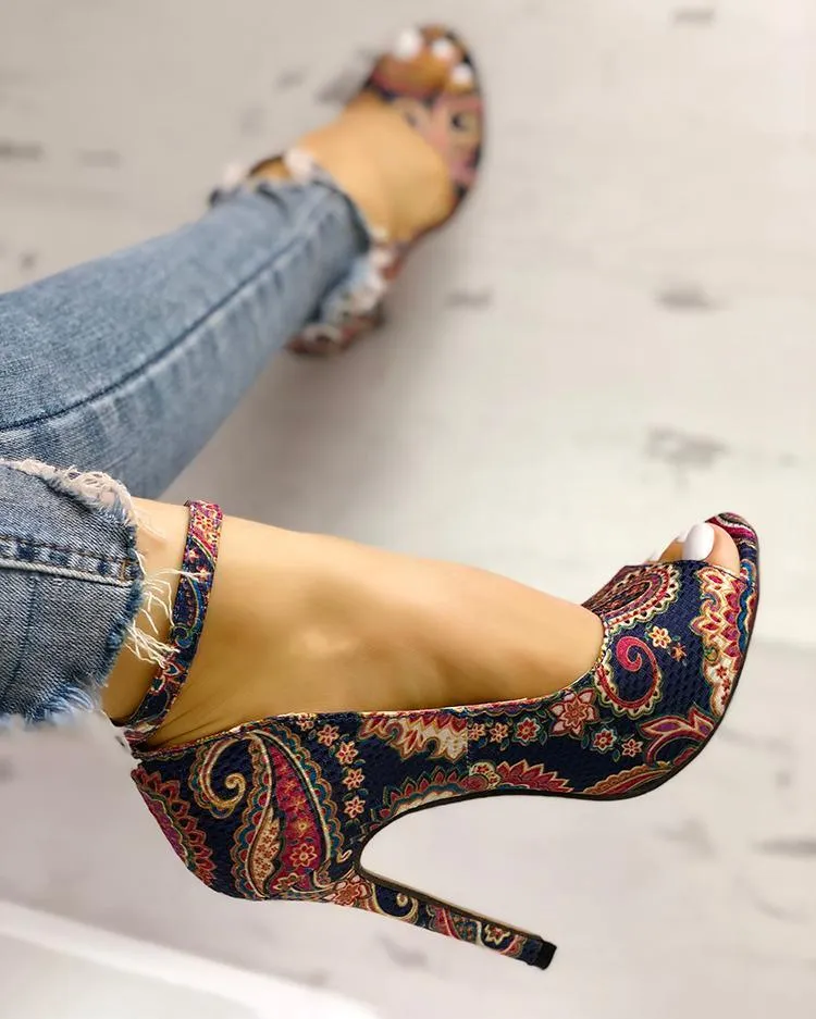PAISLEY PERFECTION HEEL