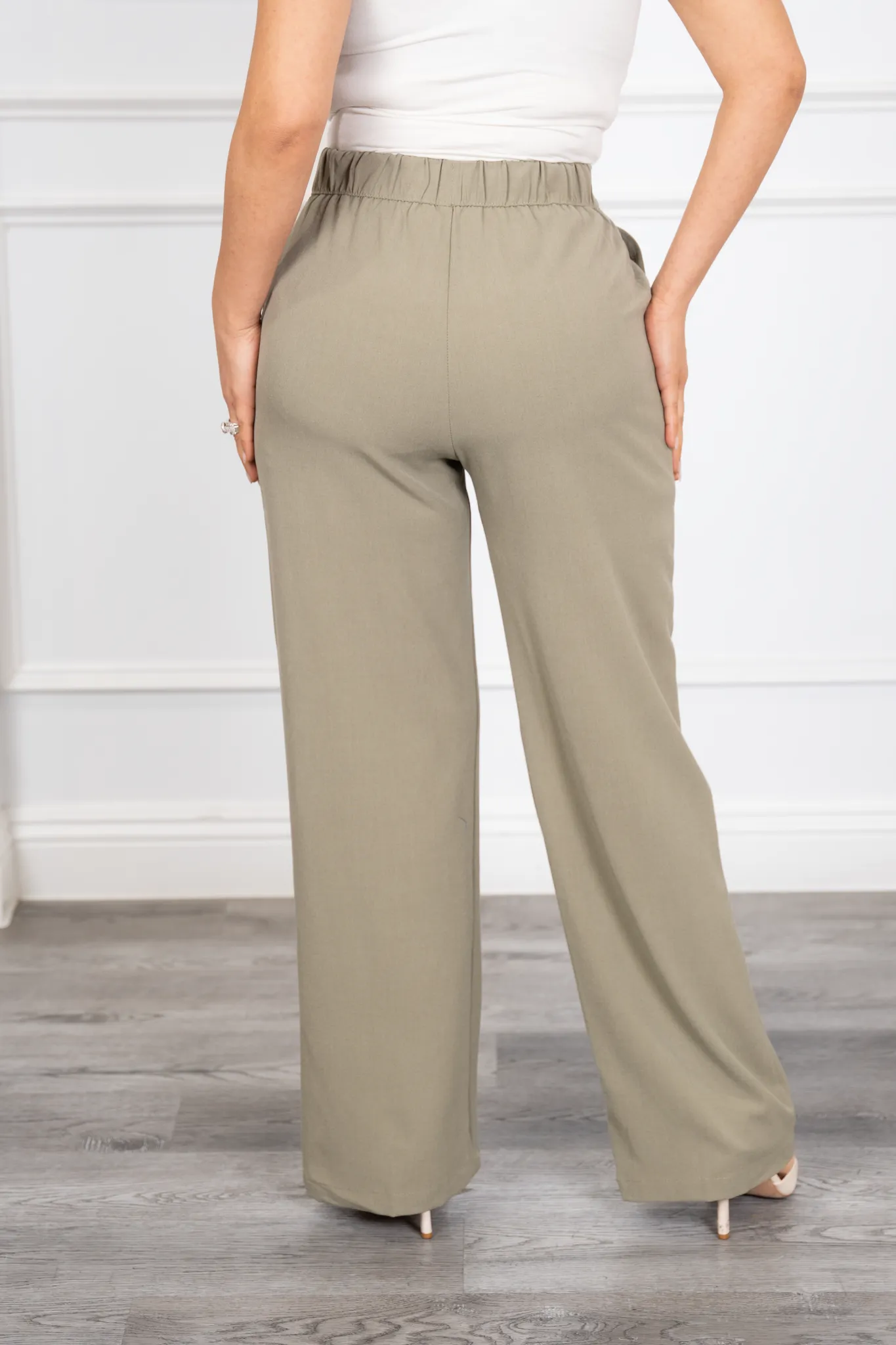 Tasha - Olive Green Tailored Straight-Leg Trousers